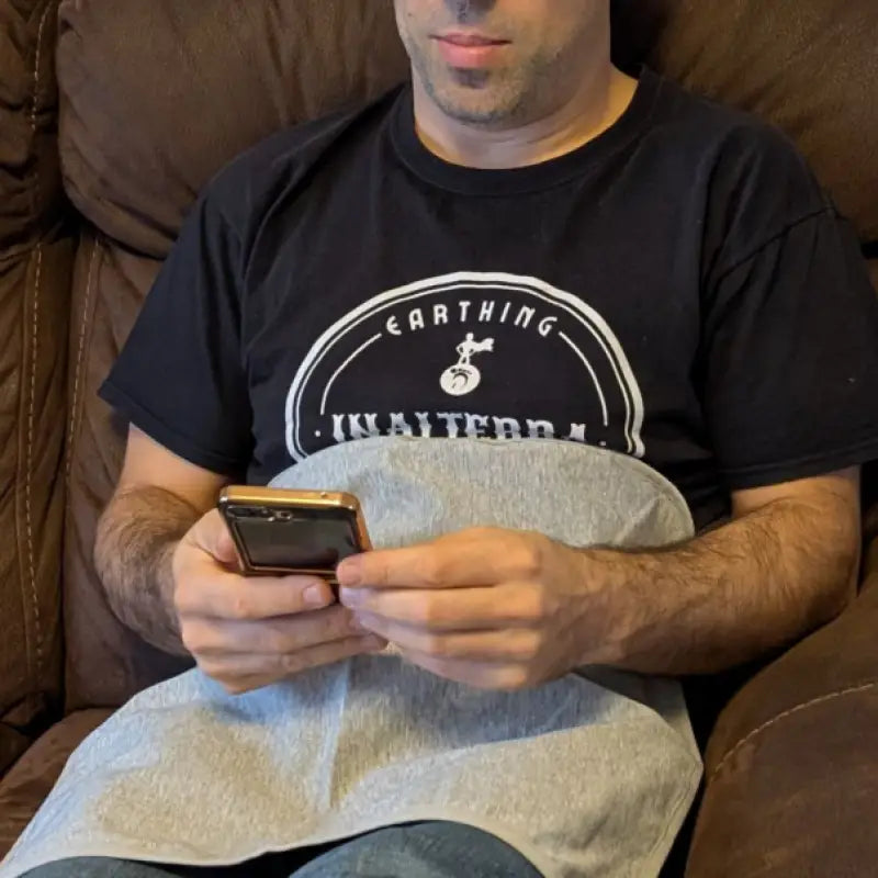 Boucliers Faraday : Comment se protéger efficacement des ondes hautes fréquences grâce aux tissus anti-ondes