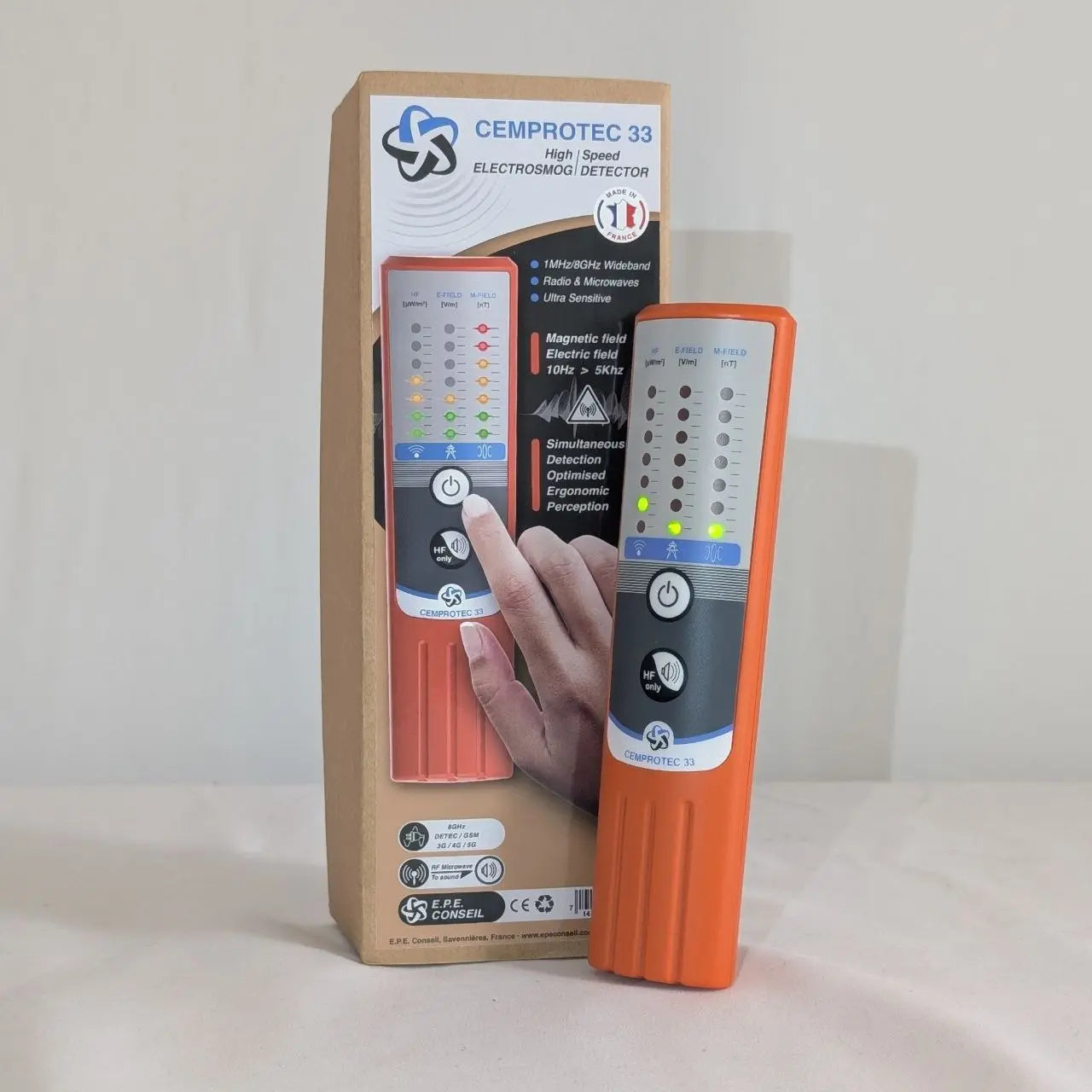 CEMPROTEC 33 – Détecteur de champs électromagnétique multifréquence anti-ondes.fr