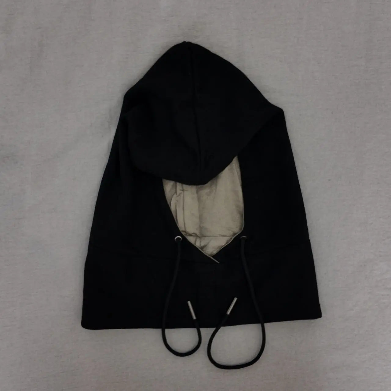 Cagoule anti-ondes en fibre conductrice – Protection intégrale tête et nuque anti-ondes.fr