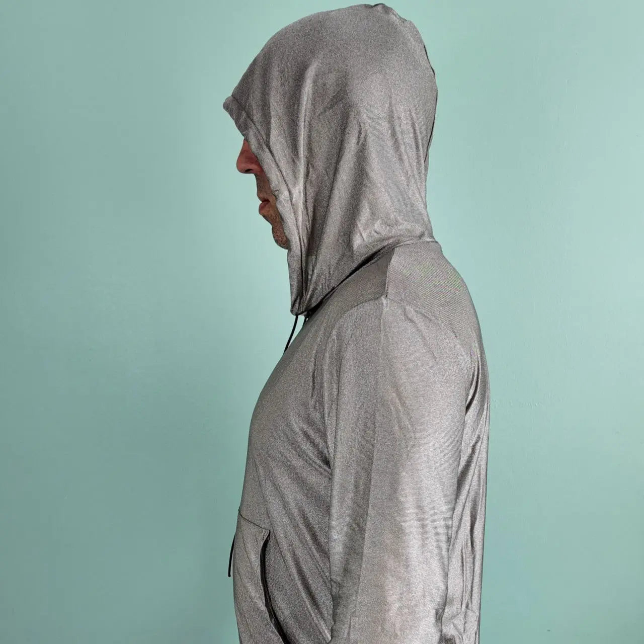 Sweat à capuche anti-ondes Ondalterra – 100 % fibre d’argent conductrice (M/L/XL), Noir anti-ondes.fr